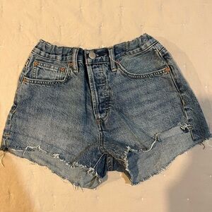 aritzia denim forum jean shorts